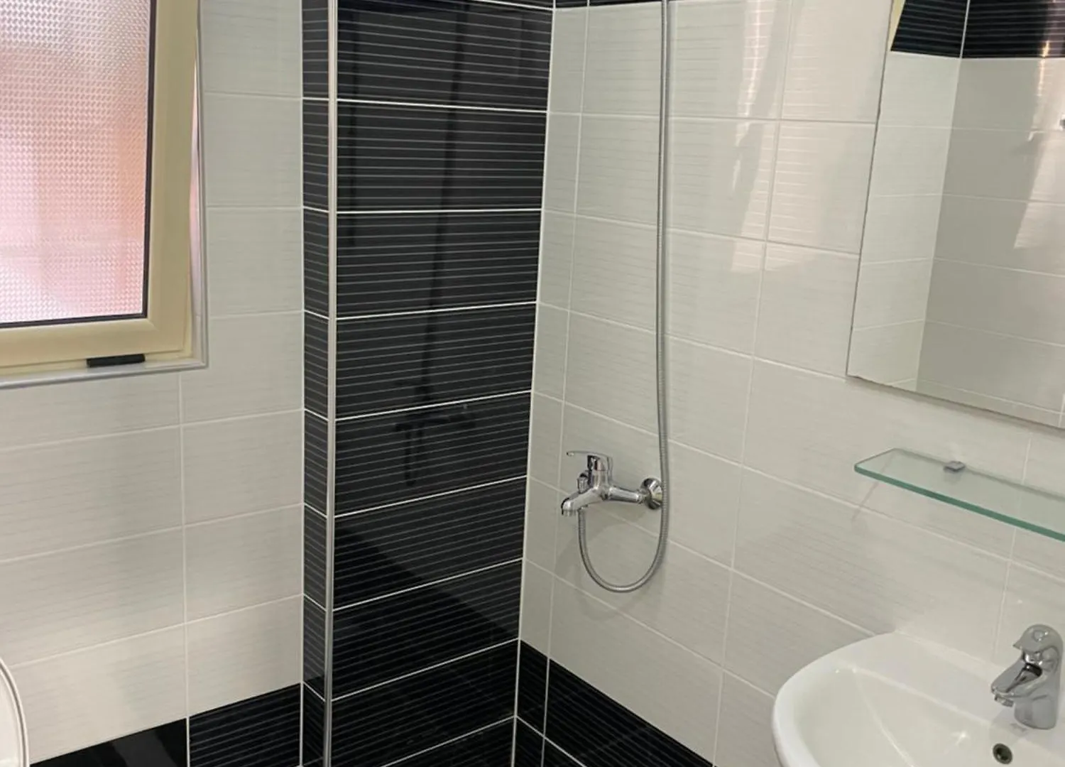 Elision Apartments Saranda 0*,